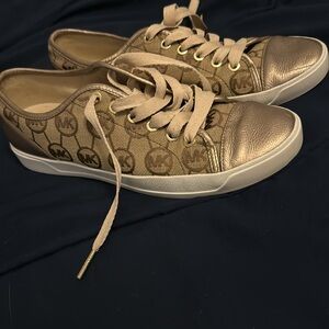 Michael Kors (Tan 8.5) women’s shoes